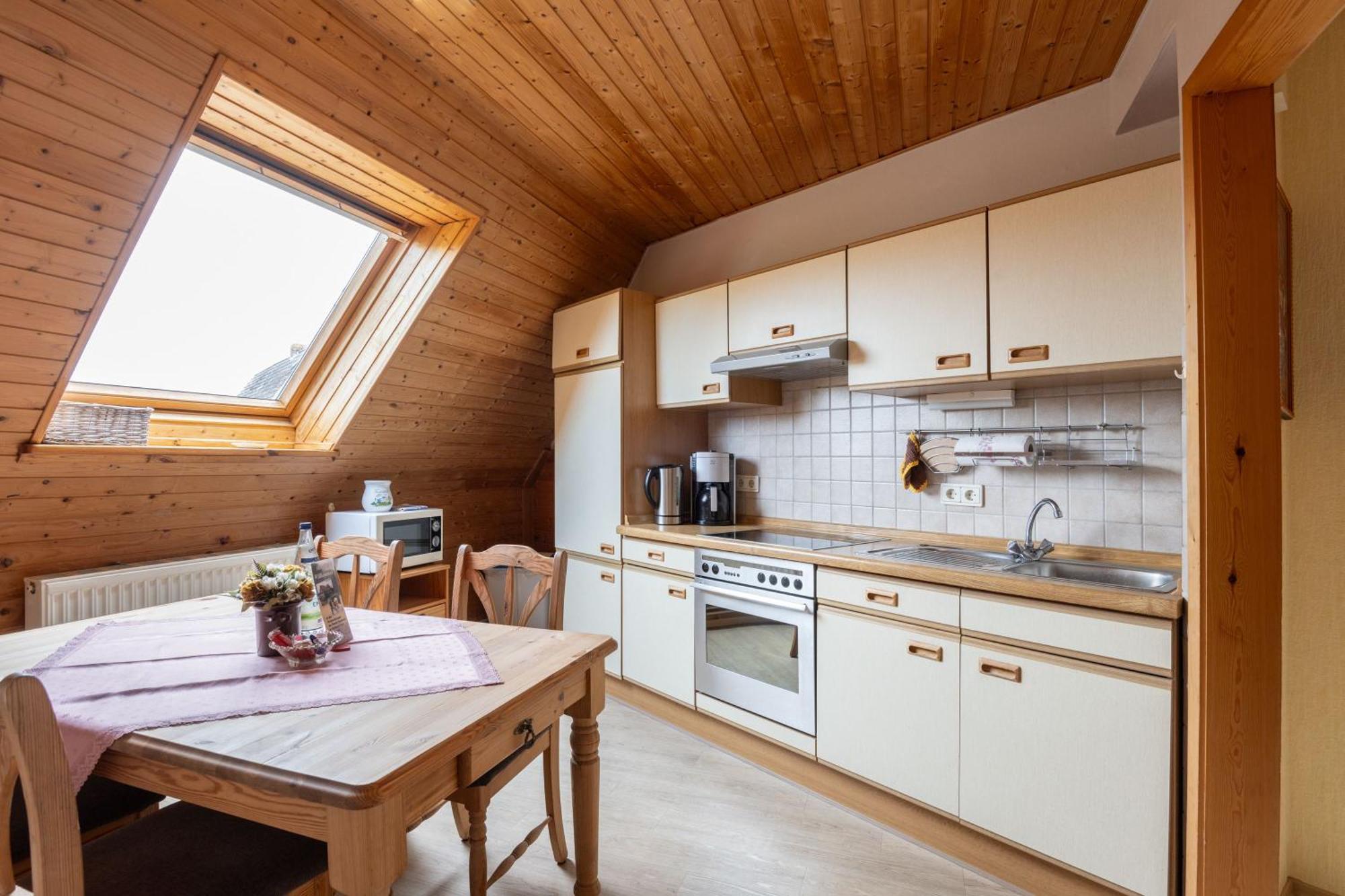 Ferienwohnungen Engelmann, 35107 Holtland Exterior foto